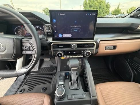 Used 2026 Toyota 4Runner Limited AWD/4WD image 27