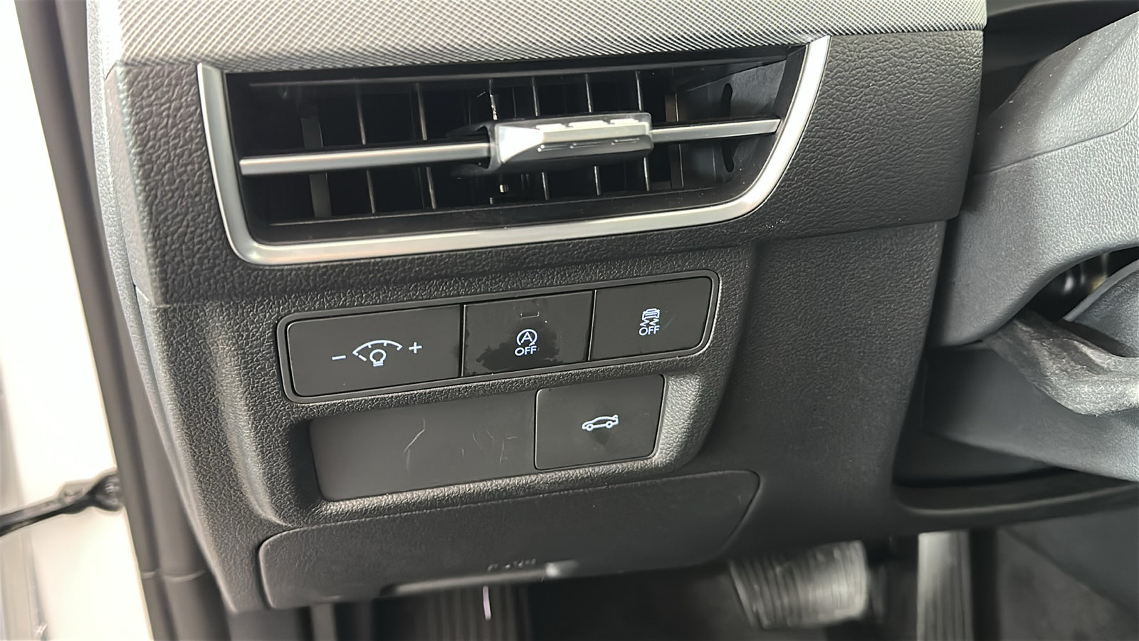 Certified 2026 Hyundai Sonata SE FWD image 24