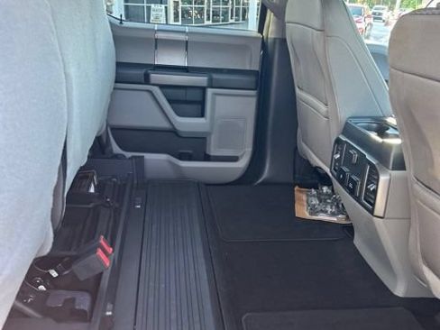Used 2020 Ford F250 XLT w/ XLT Premium Package AWD/4WD image 7