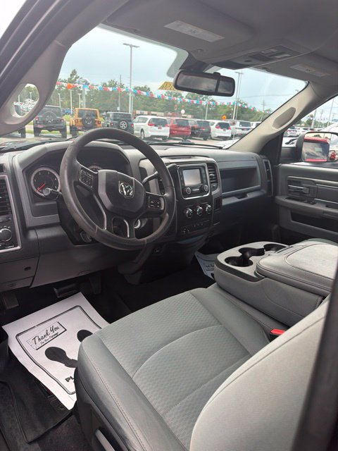 Used 2016 RAM 2500 Tradesman w/ Chrome Appearance Group AWD/4WD image 11