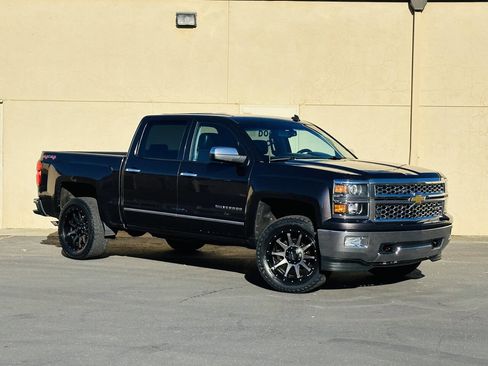 Used 2014 Chevrolet Silverado 1500 LTZ Z71 image 2
