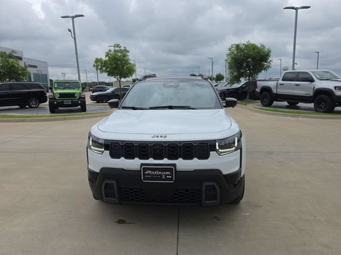 New 2026 Jeep Cherokee Overland w/ Trailer Tow Group AWD/4WD image 8