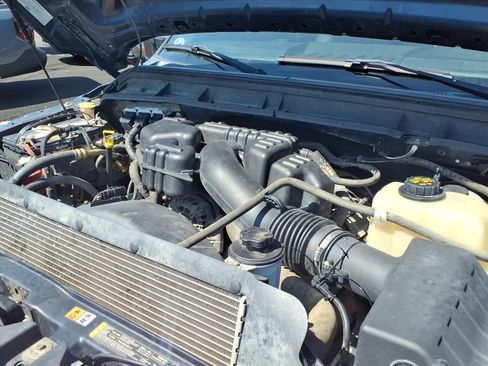 Used 2015 Ford F250 XL w/ Power Equipment Group AWD/4WD image 23
