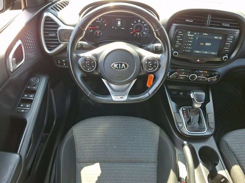 Used 2021 Kia Soul GT-Line FWD image 11