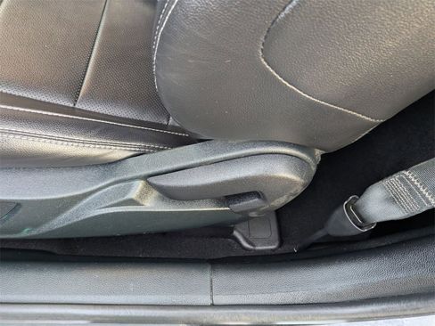 Used 2023 Ford Mustang Premium image 14