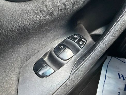 Used 2014 Nissan Altima 2.5 S w/ Display Audio Package FWD image 24