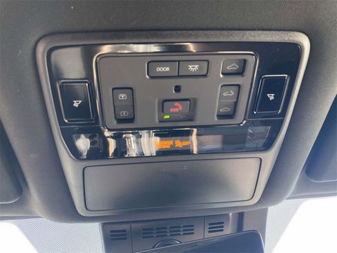 Used 2026 Toyota Grand Highlander AWD Hybrid image 19