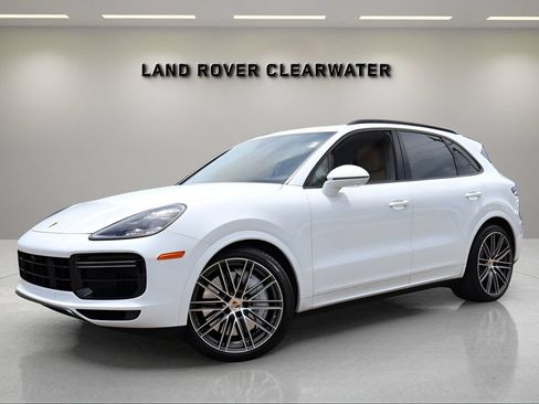 Used 2023 Porsche Cayenne Turbo AWD/4WD image 1
