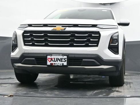 Used 2025 Chevrolet Equinox LT image 43