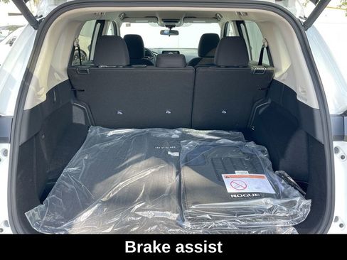 New 2026 Nissan Rogue SV w/ Cold Weather Package FWD image 36