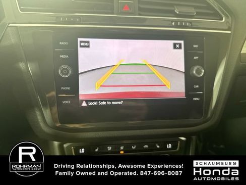 Used 2018 Volkswagen Tiguan SEL AWD/4WD image 8
