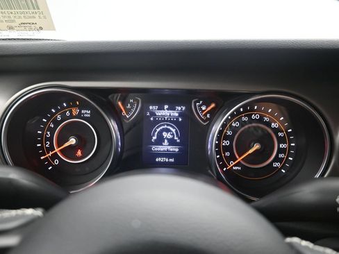 Used 2020 Jeep Wrangler Unlimited Sport AWD/4WD image 14