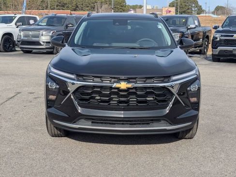 New 2026 Chevrolet Trax LT w/ Driver Confidence Package image 7