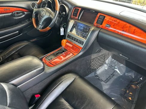 Used 2002 Lexus SC 430 Convertible RWD image 17