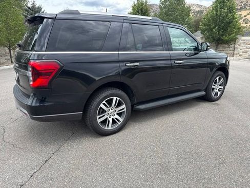 Used 2024 Ford Expedition Limited AWD/4WD image 13