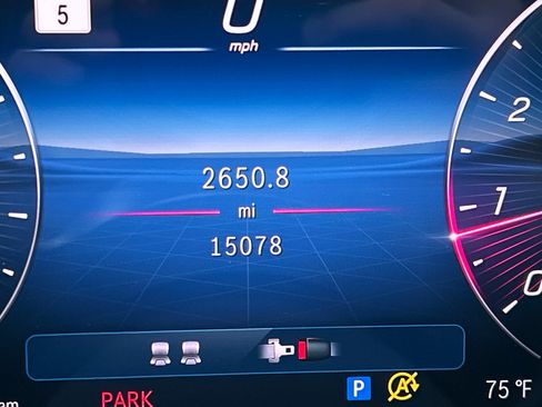 Certified 2025 Mercedes-Benz CLE 300 4MATIC Cabriolet image 35