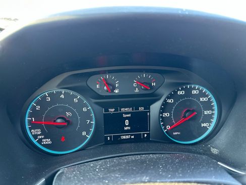 Used 2018 Chevrolet Equinox LT AWD/4WD image 6