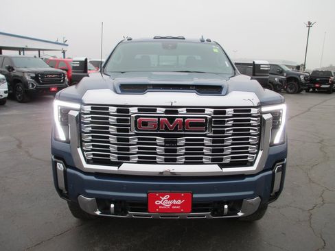 Certified 2024 GMC Sierra 2500 Denali w/ Denali Reserve Package image 13