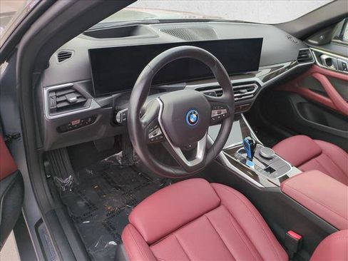 Used 2023 BMW i4 eDrive35 w/ Premium Package image 10
