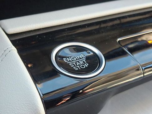 New 2025 Lincoln Navigator Reserve image 22