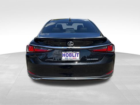 Used 2023 Lexus ES 300h w/ Premium Package FWD image 4