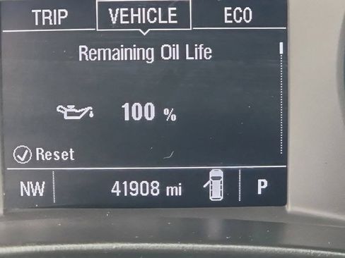 Certified 2024 Chevrolet Equinox LS FWD image 16