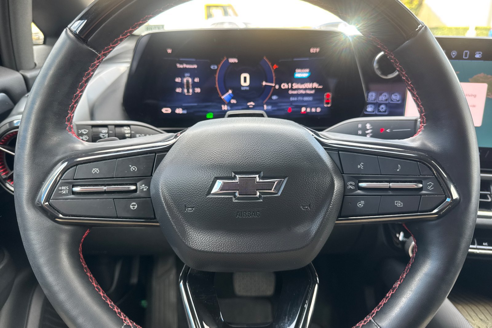 Used 2024 Chevrolet Equinox EV RS FWD image 33