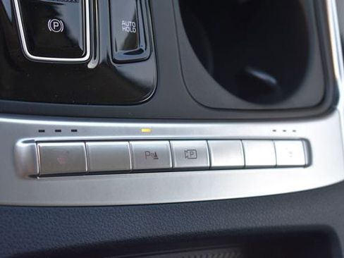 New 2026 Kia Carnival EX image 25