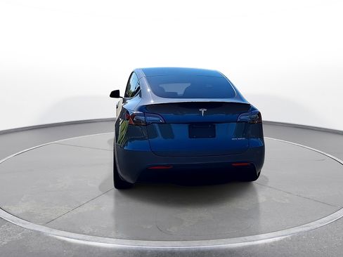 Used 2022 Tesla Model Y Performance AWD/4WD image 7
