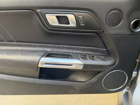 Used 2020 Ford Mustang Premium RWD image 29