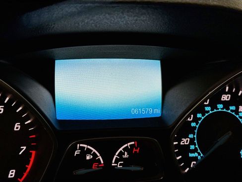 Used 2015 Ford Escape S FWD image 3
