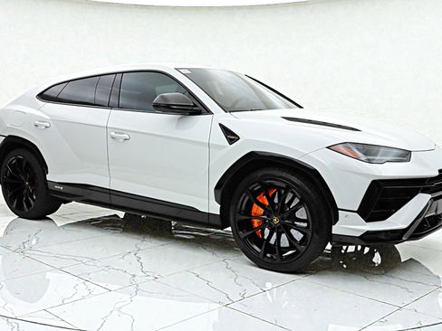 Used 2024 Lamborghini Urus S image 26