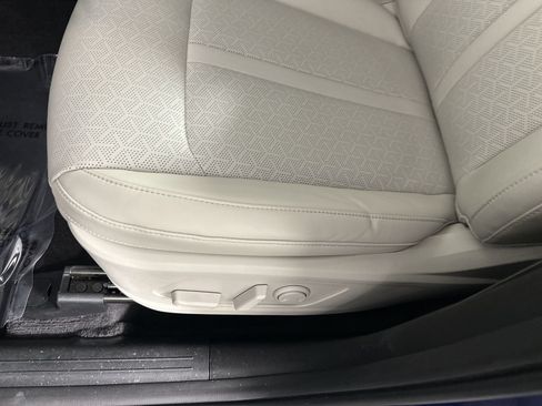 Used 2023 Kia Sorento S FWD image 7