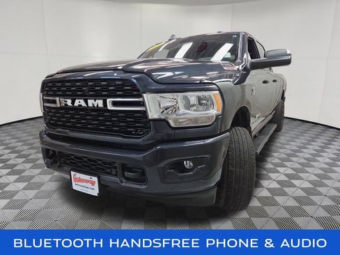 Used 2022 RAM 3500 Big Horn w/ Level B Equipment Group AWD/4WD image 7