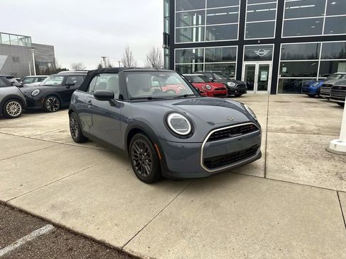 Used 2025 MINI Cooper S image 1