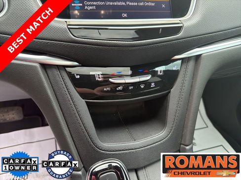 Used 2024 Cadillac XT6 Luxury w/ LPO, Floor Liner Package FWD image 17