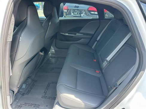 Used 2024 Lucid Air Pure RWD image 10