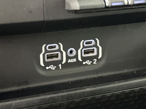 Used 2022 RAM 1500 Laramie w/ Sport Appearance Package image 32