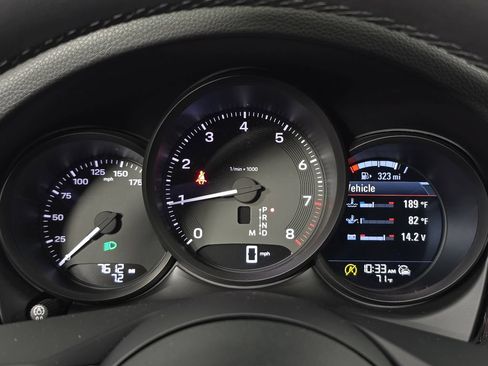 Certified 2026 Porsche Macan AWD/4WD image 15