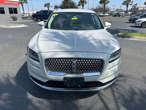 Used 2023 Lincoln Nautilus FWD w/ Premium Package image 9
