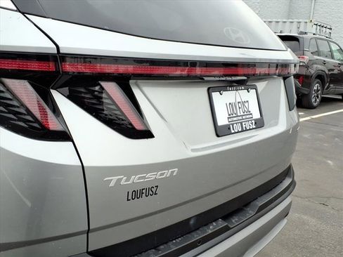 Used 2025 Hyundai Tucson Limited image 34