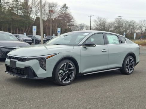 New 2025 Kia K4 GT-Line w/ GT-Line Sunroof Package image 2