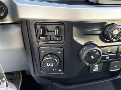 Used 2024 Ford F250 XLT w/ Snow Plow Prep Package image 31