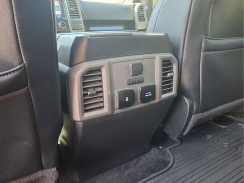 Used 2018 Ford F150 Raptor w/ Equipment Group 802A Luxury AWD/4WD image 11