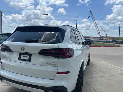 Used 2024 BMW X5 sDrive40i w/ M Sport Package RWD image 6