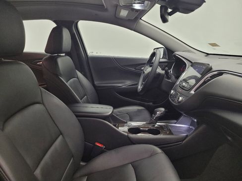 Used 2024 Chevrolet Malibu LT image 21