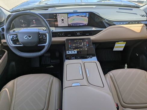 New 2026 INFINITI QX80 Luxe RWD image 17