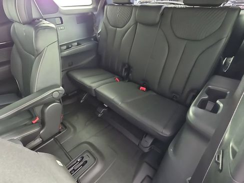 Used 2025 Hyundai Palisade Calligraphy AWD/4WD image 37