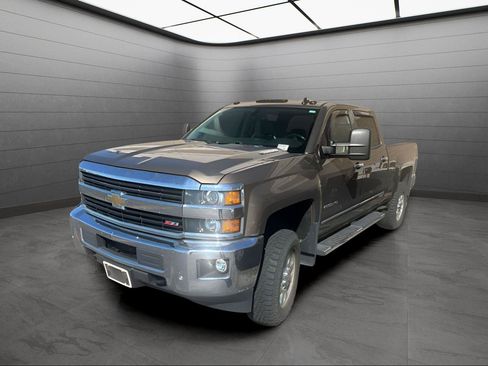 Used 2015 Chevrolet Silverado 2500 LTZ w/ Duramax Plus Package image 8