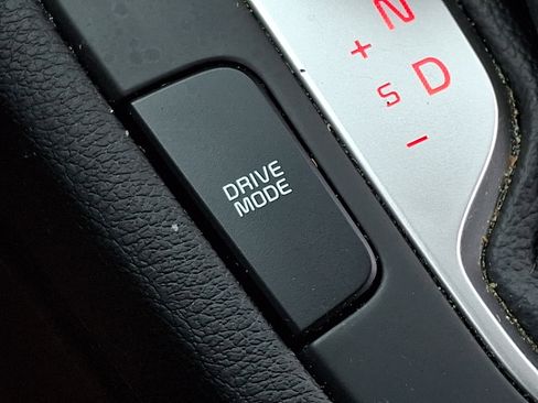Used 2023 Kia Forte LXS FWD image 25